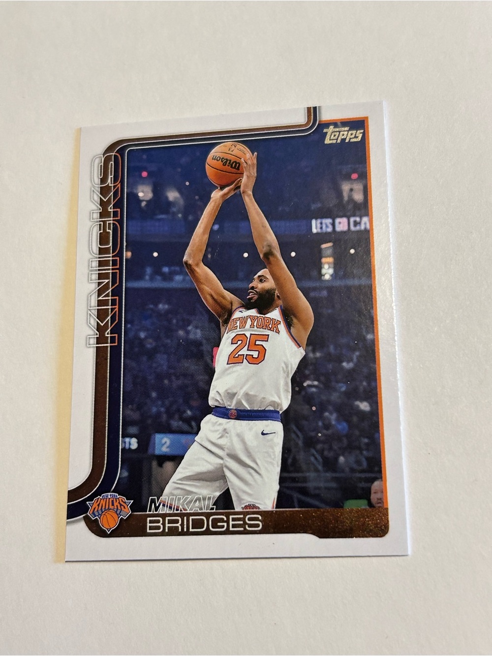 Topps New York Knicks White Blue Orange Basketball Card